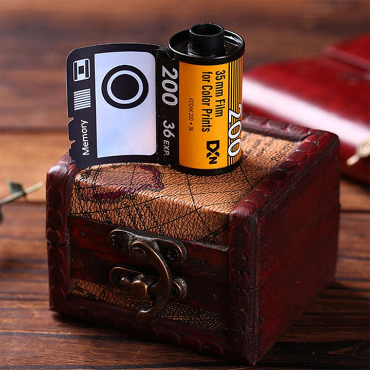 Personalisierter Schlüsselanhänger mit Filmalbum „Memory Time“ – inklusive Kamera-Geschenkbox