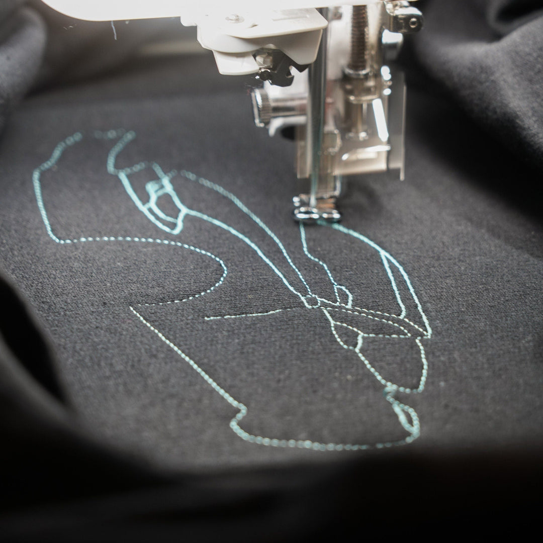 Individuell bestickte Kapuzenpullover mit Automotiv, Geschenke für Autoliebhaber